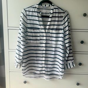 Zara 100% linen shirt size XS navy and white stripes